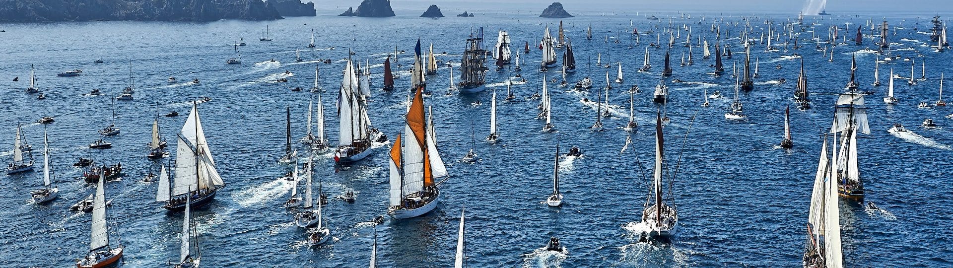 Bateaux dans la rade de Brest