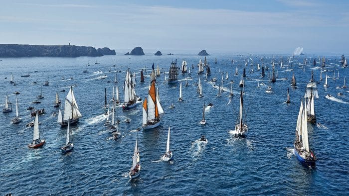 Bateaux dans la rade de Brest