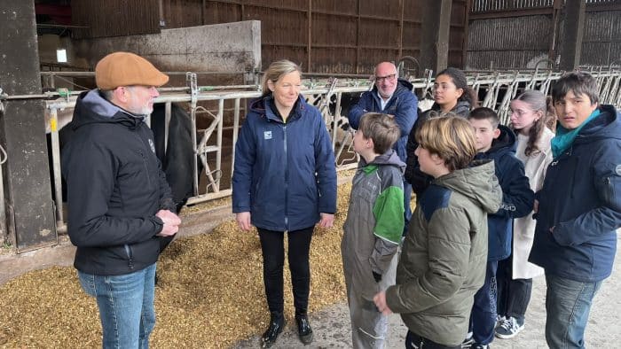 Visite de la Vice-présidente Adeline Yon-Berthelot à Caulnes dans le cadre du dispositif