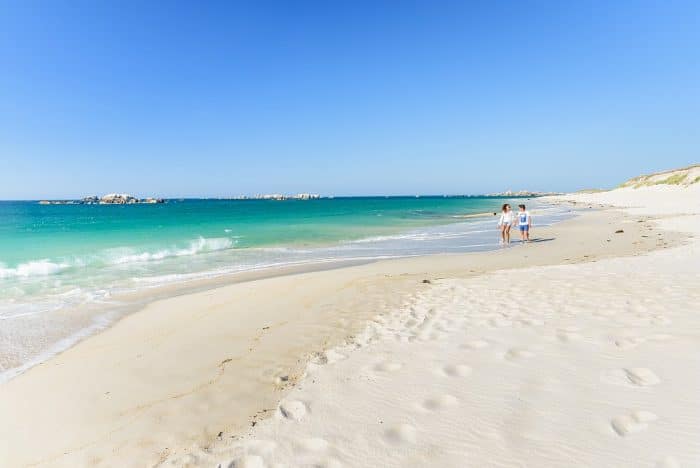 Balade sur la plage de Kerlouan